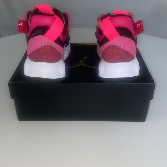 Air Jordan MA2 “Black Pinksicle” GS(Grade School) Youth Size 4Y/Women’s Size 5.5 - Picture 5 of 11